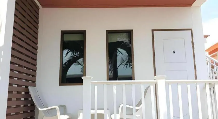 Sea beach Koh Larn 2 Hotel