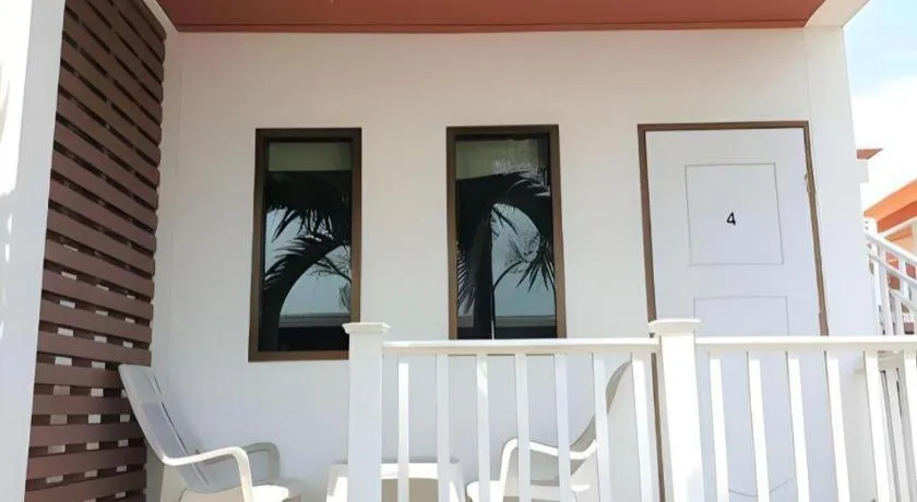 Sea beach Koh Larn 2 Hotel