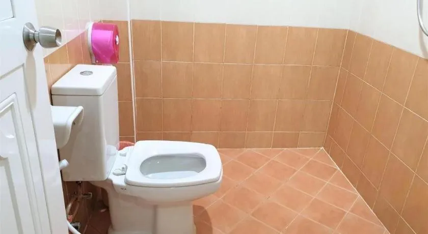 Sea beach Koh Larn 2 Hotel