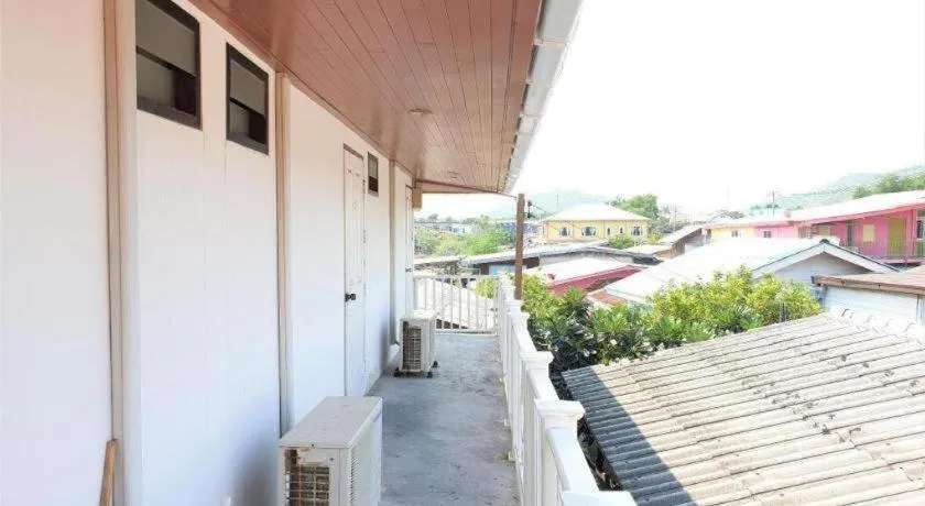 Sea beach Koh Larn 2 Hotel