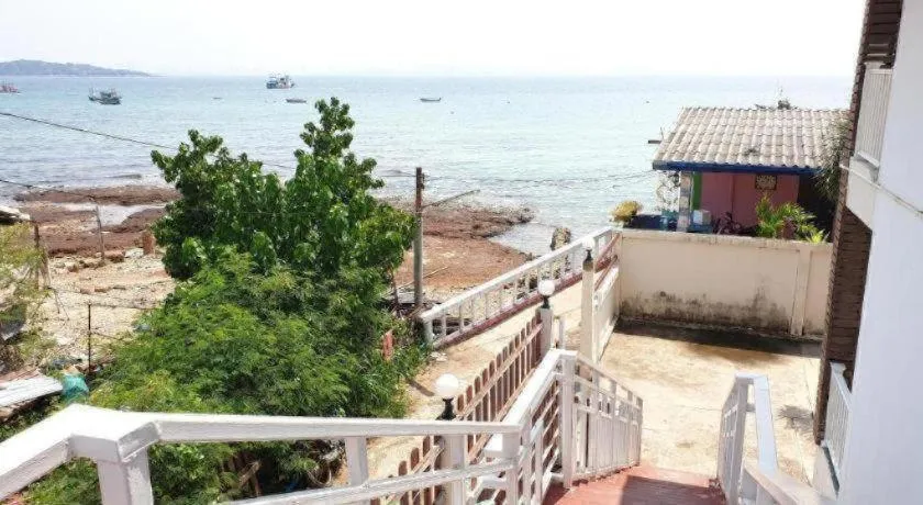 Sea beach Koh Larn 2 Hotel