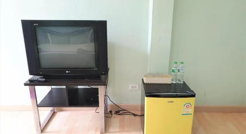 Sea beach Koh Larn 2 Hotel