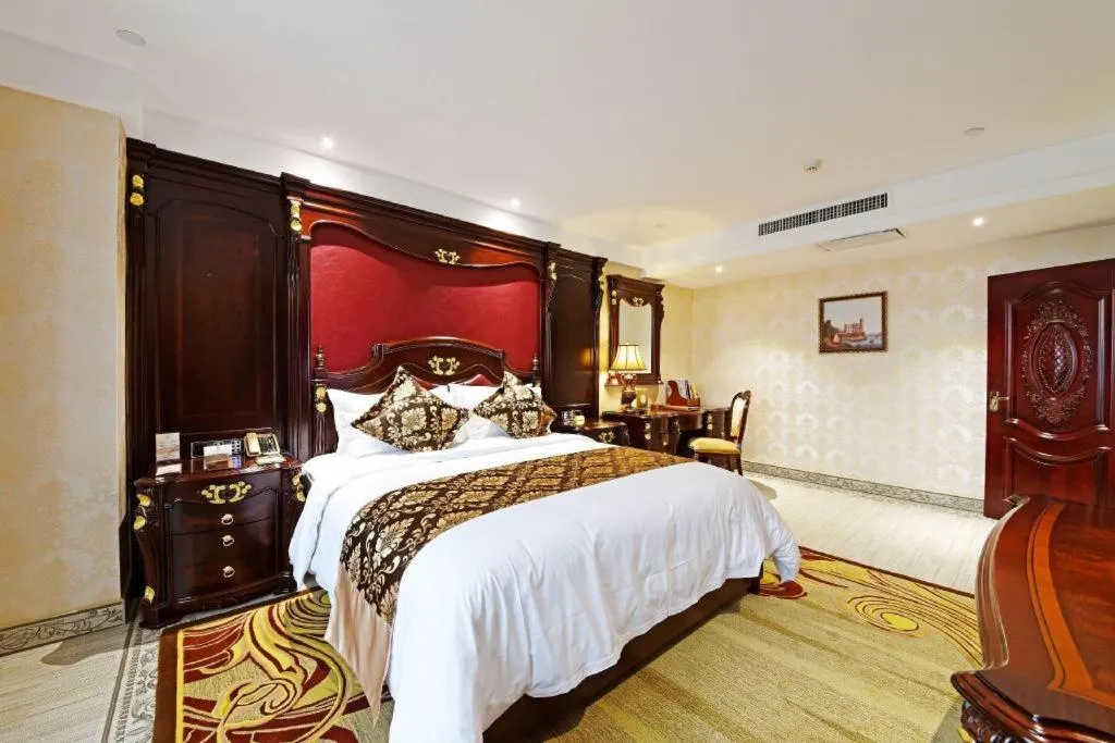 Bed in Wanjiale International Hotel