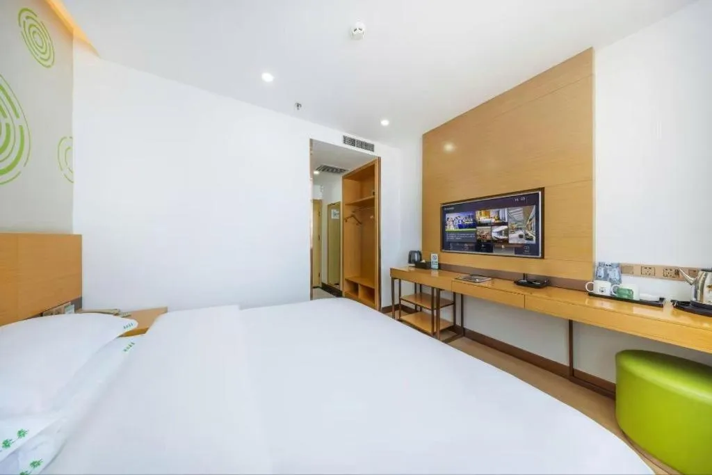 Bed in GreenTree Inn Linxia Niujinhe Avenue Express Hotel