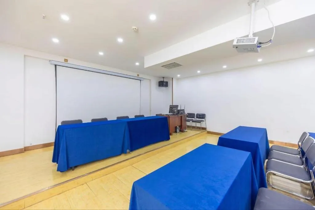 GreenTree Inn Linxia Niujinhe Avenue Express Hotel