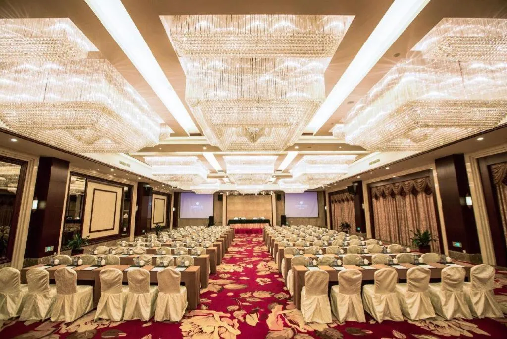 Taishun Xiangzhou New Century Hotel