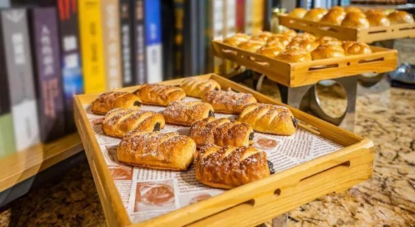 Taishun Xiangzhou New Century Hotel