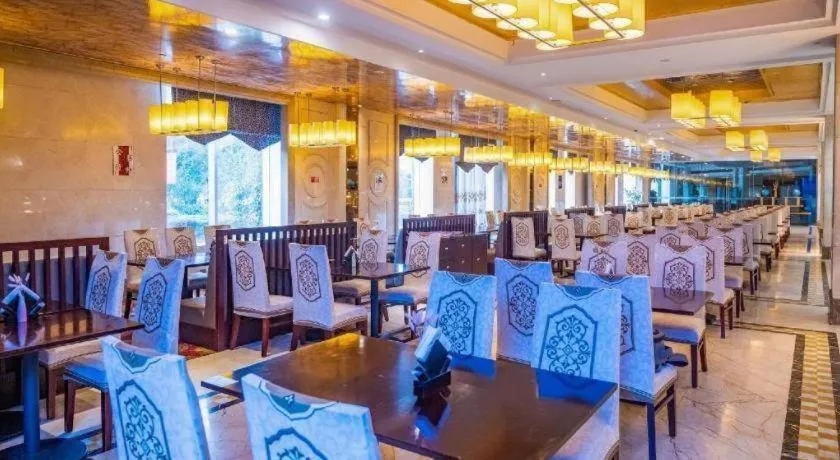 Taishun Xiangzhou New Century Hotel