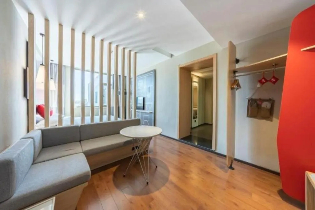 Ibis Xinzhou Qiyi RD