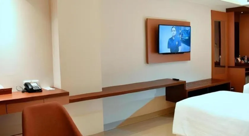 Bed in Grand Metro Hotel Tasikmalaya