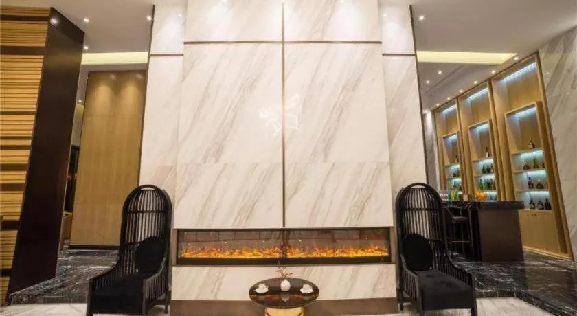 Metropolo Hotel Huazhong University Guanggu Avenue