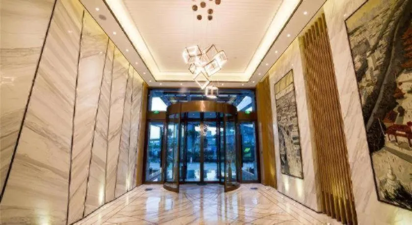 Metropolo Hotel Huazhong University Guanggu Avenue