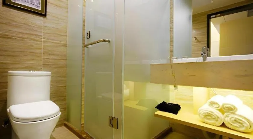 Metropolo Hotel Qingdao Wusi Square Xiaomaidao