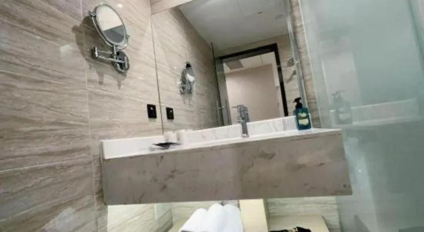 Metropolo Hotel Qingdao Wusi Square Xiaomaidao