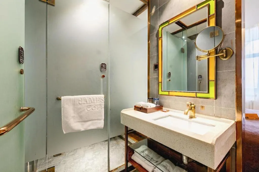 James Joyce Coffetel Qufu Tourist Center Gulou Street Sankong Scenic Spot