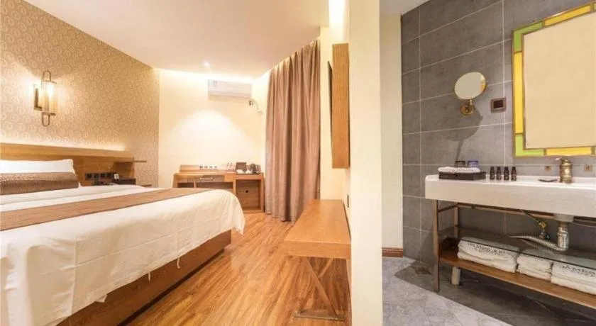 Bed in James Joyce Coffetel Qufu Tourist Center Gulou Street Sankong Scenic Spot