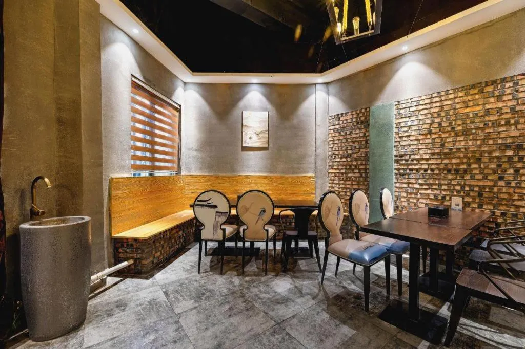 James Joyce Coffetel Qufu Tourist Center Gulou Street Sankong Scenic Spot