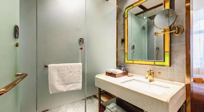 James Joyce Coffetel Qufu Tourist Center Gulou Street Sankong Scenic Spot