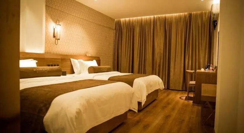 Bed in James Joyce Coffetel Qufu Tourist Center Gulou Street Sankong Scenic Spot