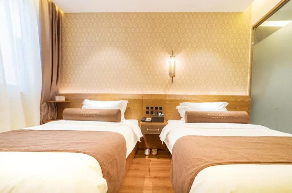 Bed in James Joyce Coffetel Qufu Tourist Center Gulou Street Sankong Scenic Spot