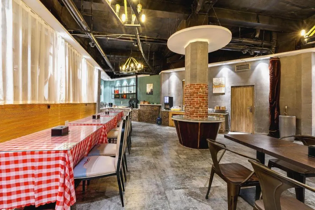 James Joyce Coffetel Qufu Tourist Center Gulou Street Sankong Scenic Spot