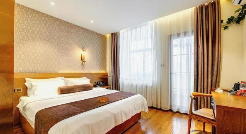 Bed in James Joyce Coffetel Qufu Tourist Center Gulou Street Sankong Scenic Spot