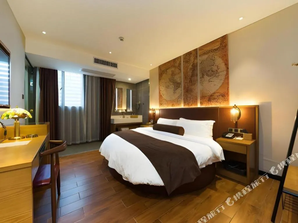 Bed in James Joyce Coffetel Guangzhou Dongxiaonan Metro Station Branch