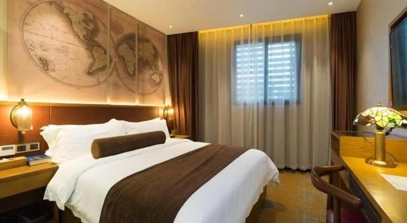 Bed in James Joyce Coffetel Guangzhou Dongxiaonan Metro Station Branch