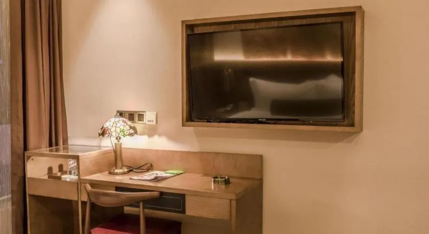 James Joyce Coffetel Guangzhou Dongxiaonan Metro Station Branch