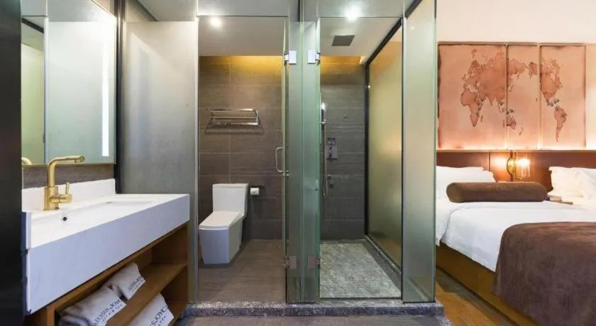 Bed in James Joyce Coffetel Guangzhou Dongxiaonan Metro Station Branch