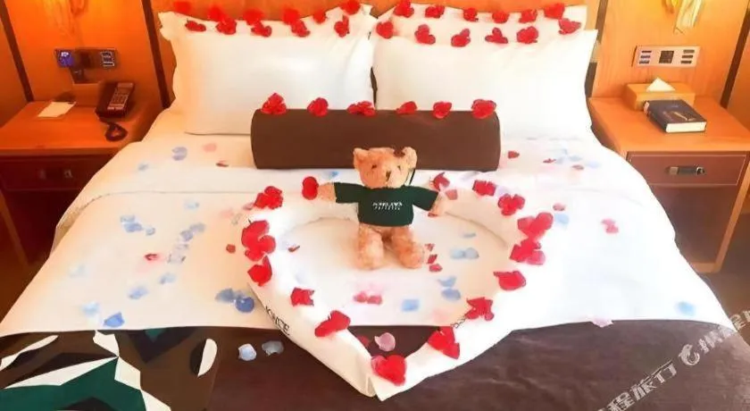 Bed in James Joyce Coffetel Guangzhou Dongxiaonan Metro Station Branch