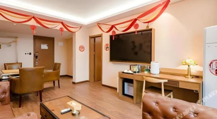 James Joyce Coffetel Xinyang Xixian Longhu Huayi