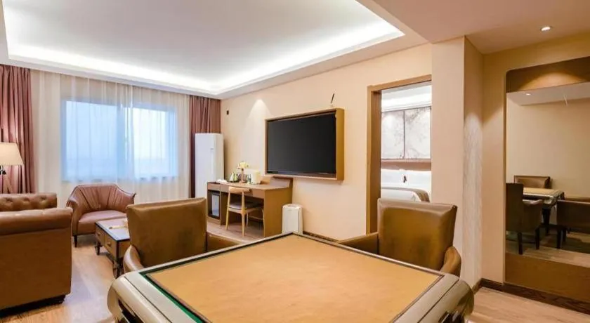 James Joyce Coffetel Xinyang Xixian Longhu Huayi