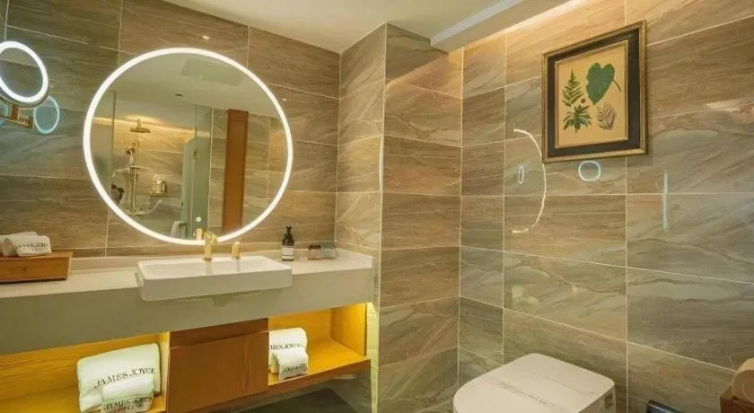 James Joyce Coffetel Xinyang Xixian Longhu Huayi