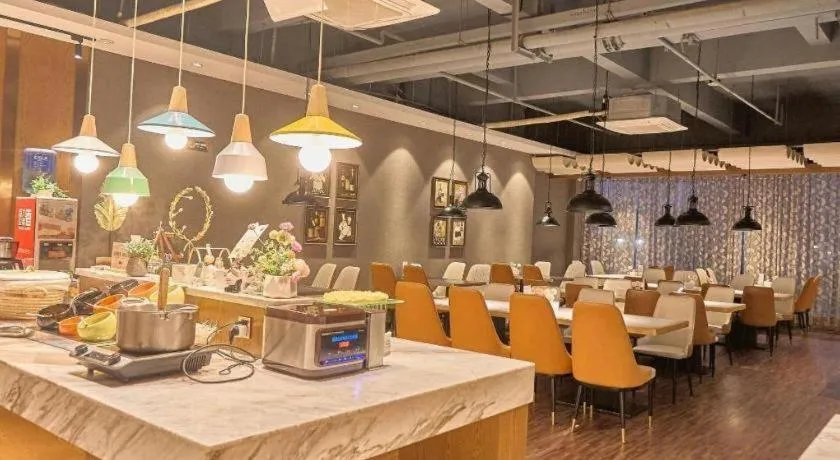 James Joyce Coffetel Xinyang Xixian Longhu Huayi