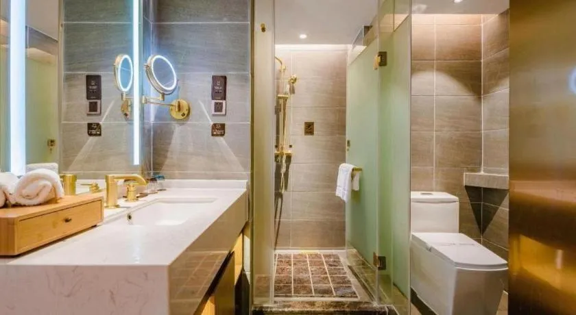 James Joyce Coffetel Xinyang Xixian Longhu Huayi