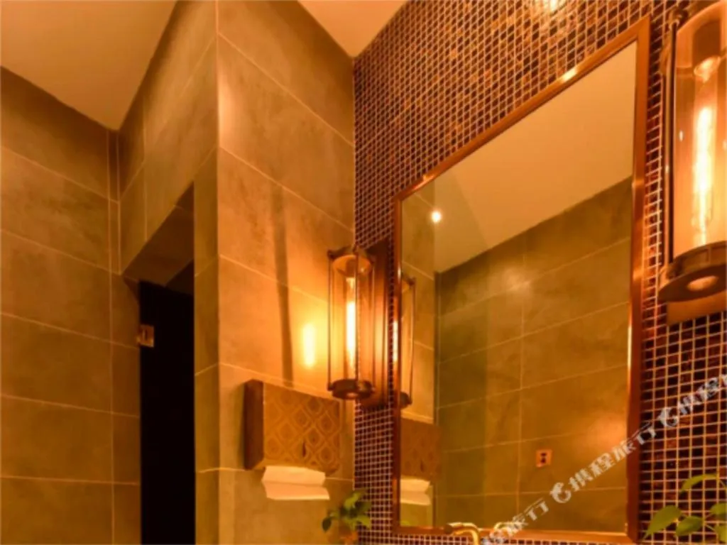 James Joyce Coffetel Baoding Gaobeidian Railway Station Branch