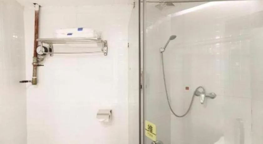 7Days Inn Shenzhen Longgang Nanlian Metro Station Branch