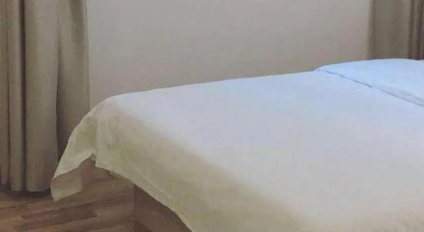 Bed in 7Days Inn Shenzhen Longgang Nanlian Metro Station Branch