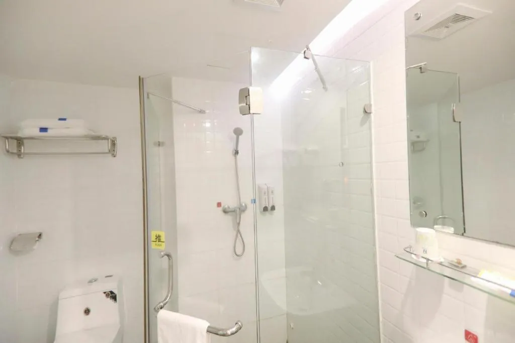 7Days Inn Shenzhen Longgang Nanlian Metro Station Branch