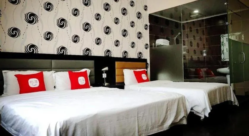 Bed in PAI Hotel Beijing Capital International Airport Linhe Development Zone