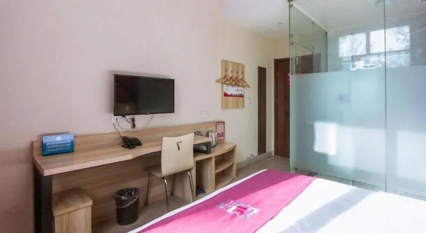 Bed in PAI Hotel Beijing Capital International Airport Linhe Development Zone