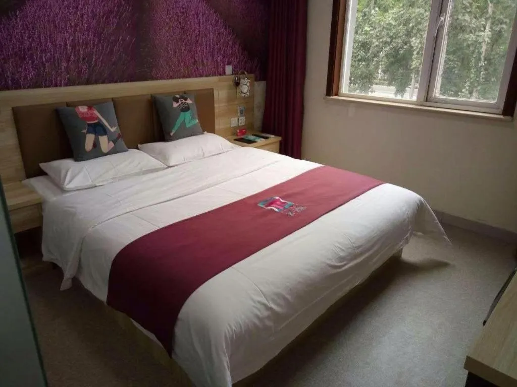 Bed in PAI Hotel Beijing Capital International Airport Linhe Development Zone