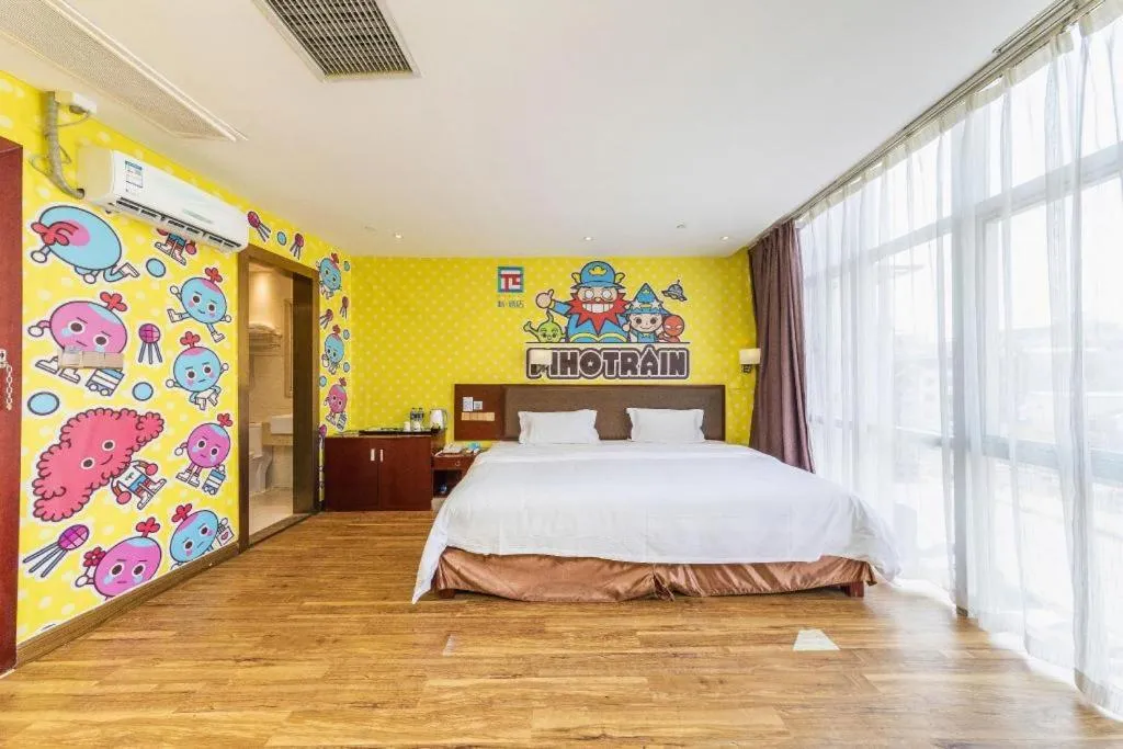 Bed in PAI Hotel Guangzhou North Gate of Chimelong Zoo