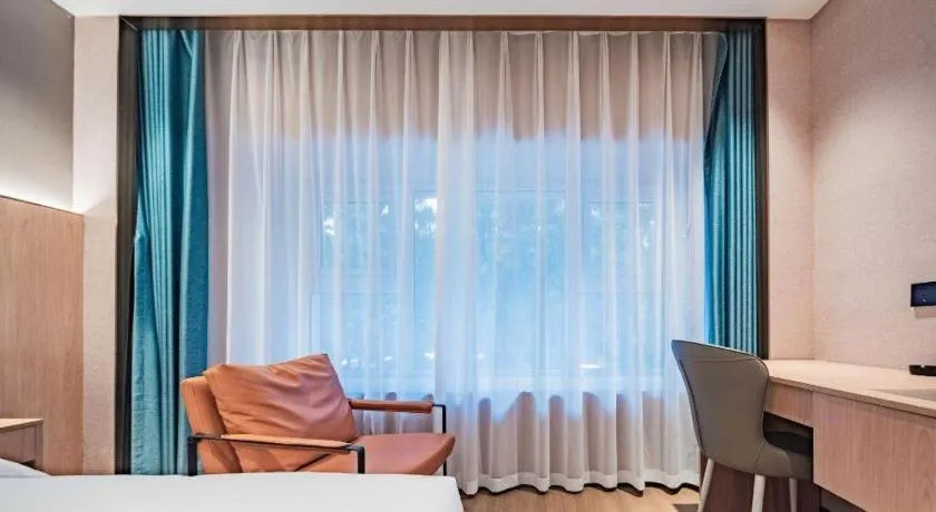 Bed in James Joyce Coffetel Xi'an Laochenggen Hongmiaopo Metro Station