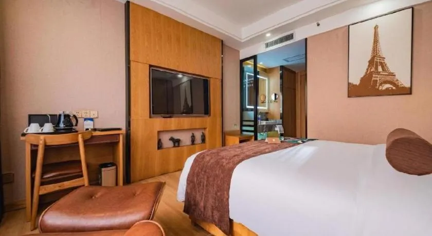 Bed in James Joyce Coffetel Xi'an Laochenggen Hongmiaopo Metro Station