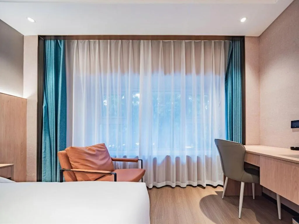 Bed in James Joyce Coffetel Xi'an Laochenggen Hongmiaopo Metro Station