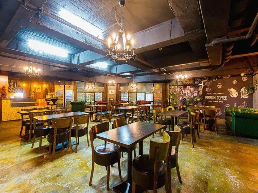 James Joyce Coffetel Xi'an Laochenggen Hongmiaopo Metro Station