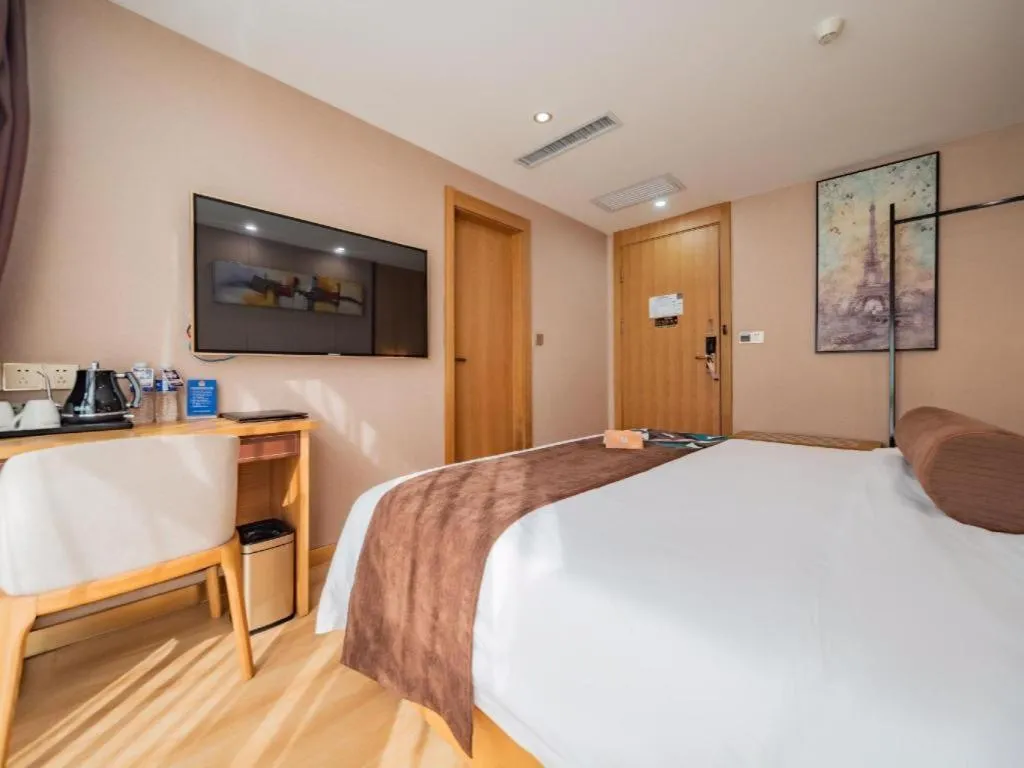 Bed in James Joyce Coffetel Xi'an Laochenggen Hongmiaopo Metro Station