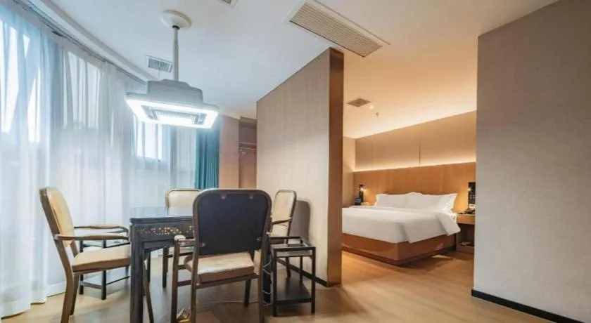 Bed in James Joyce Coffetel Xi'an Laochenggen Hongmiaopo Metro Station